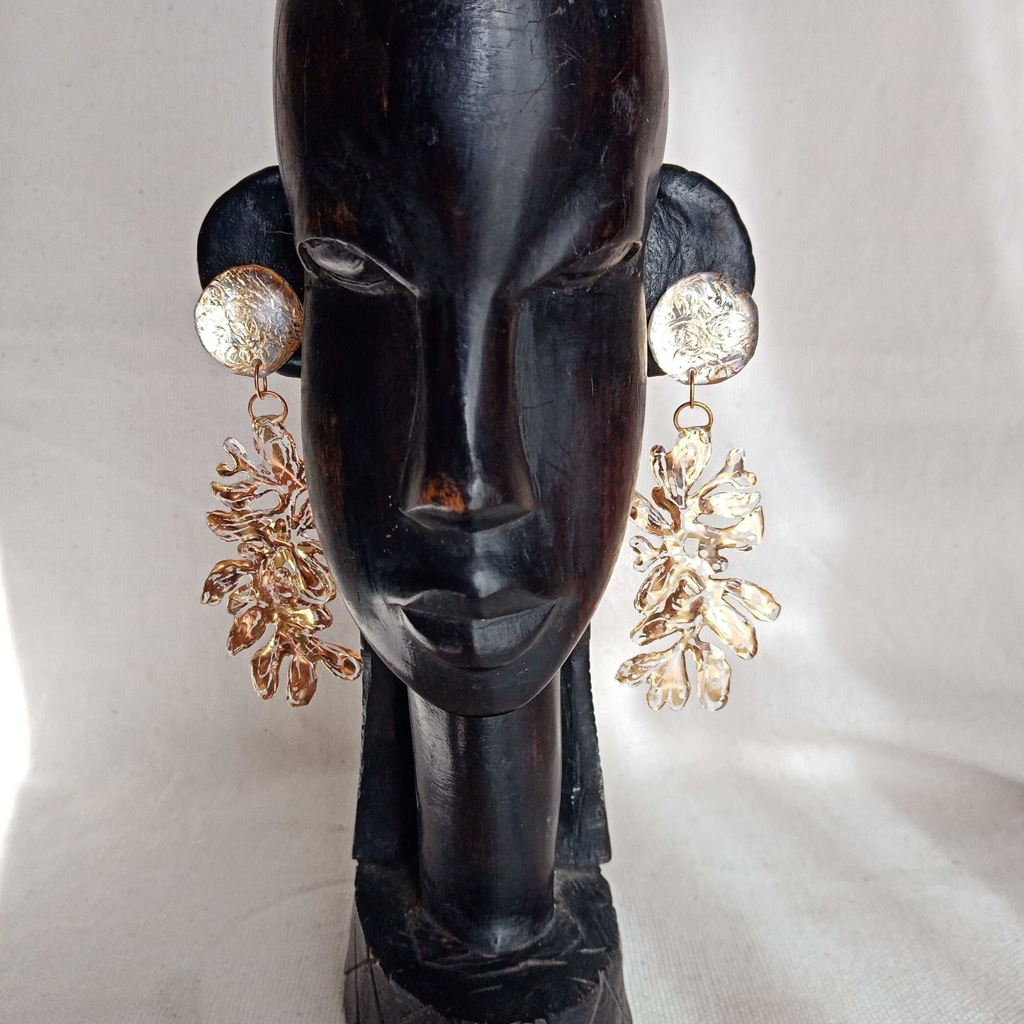 Clous d'oreilles feuilles dorées pendantes longues bohèmes