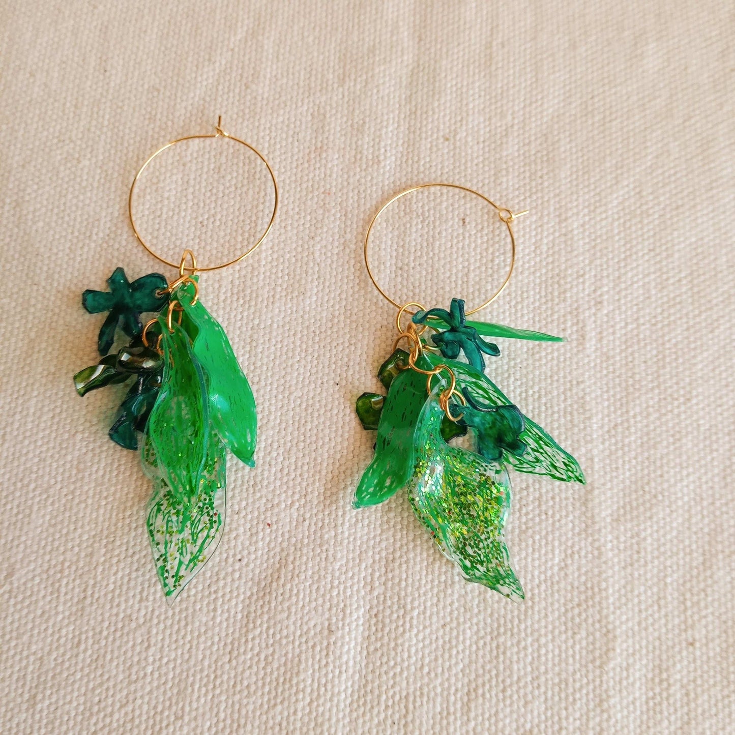 Créoles pendantes vertes et bleu turquoise, upcycling