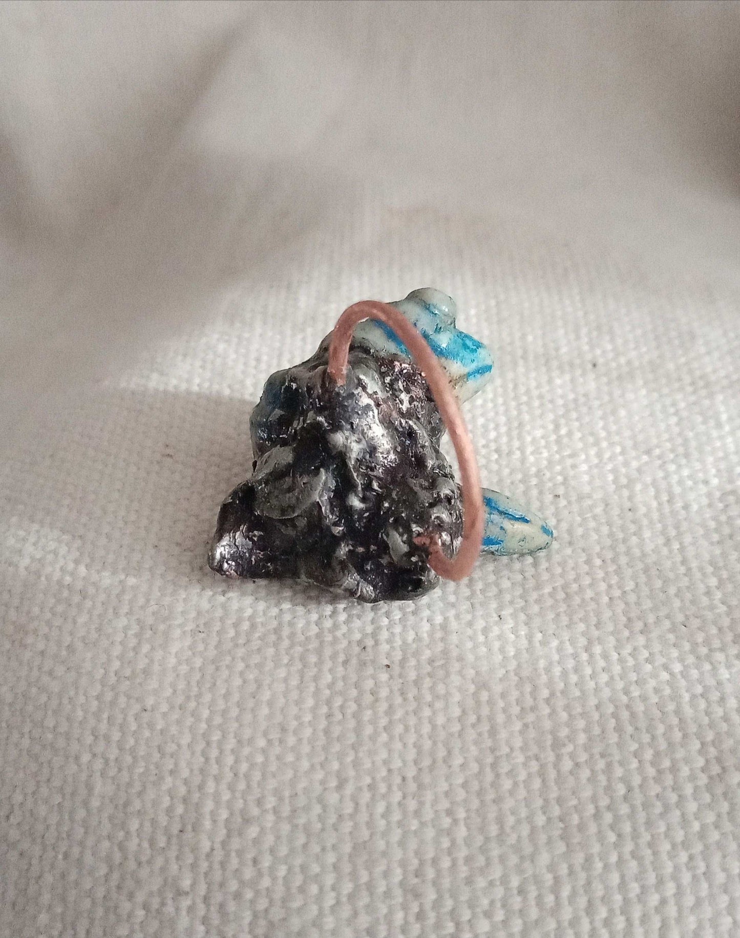Bague T 62 coquillage bleu gothique unique
