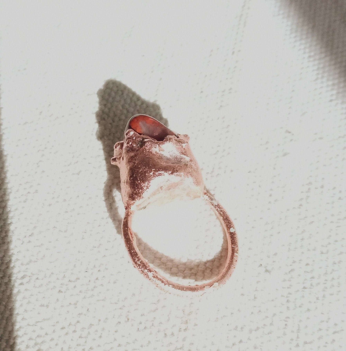 Bague Jaspe rouge T56 style brutaliste