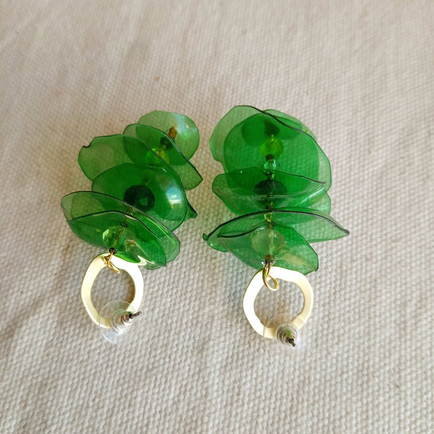Boucles d'oreilles vertes plastique upcycling