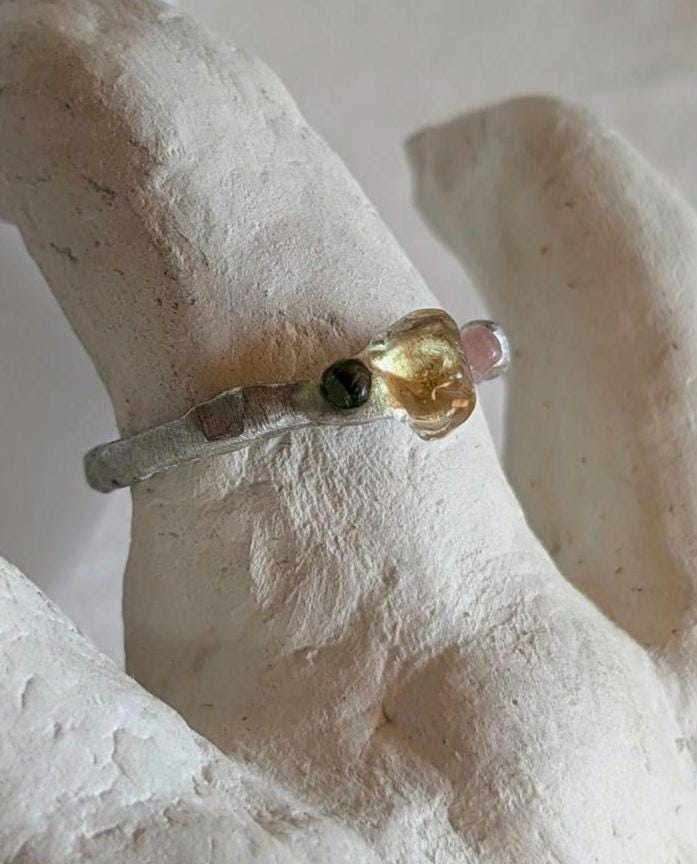 Bague contemporaine citrine tourmaline T62 étain massif