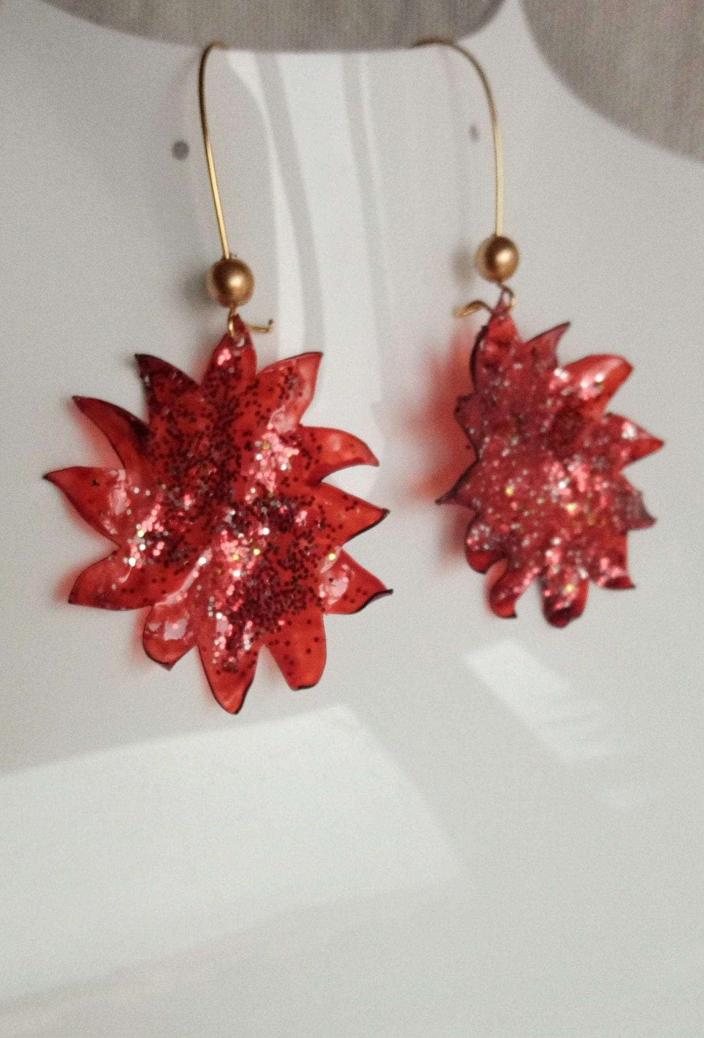 Boucles rouges paillettes en plastique upcycling