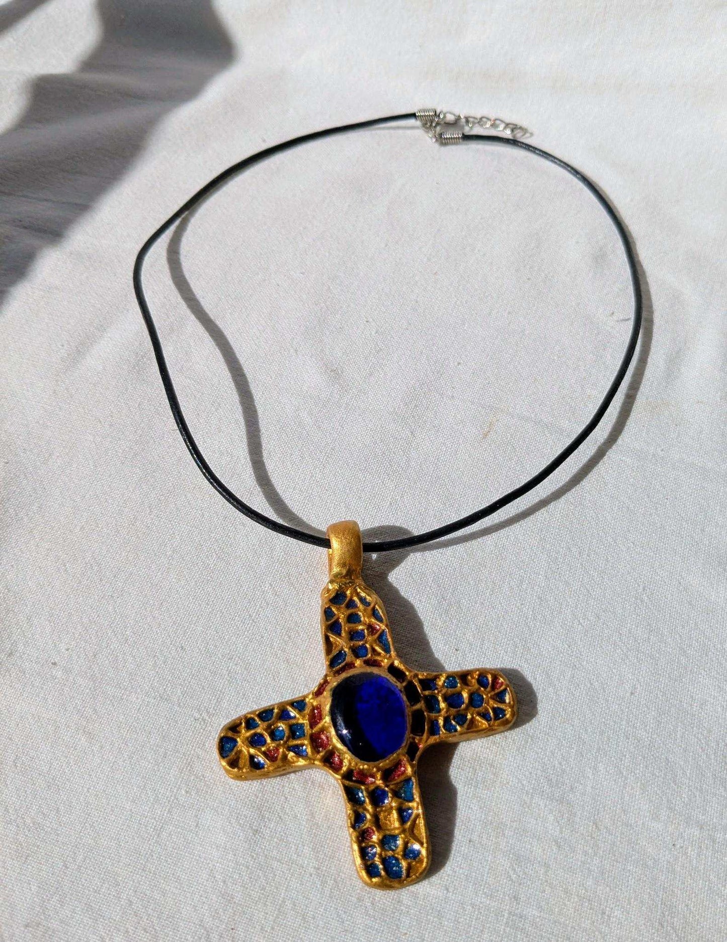 Pendentif ancienne croix byzantine or et bleu