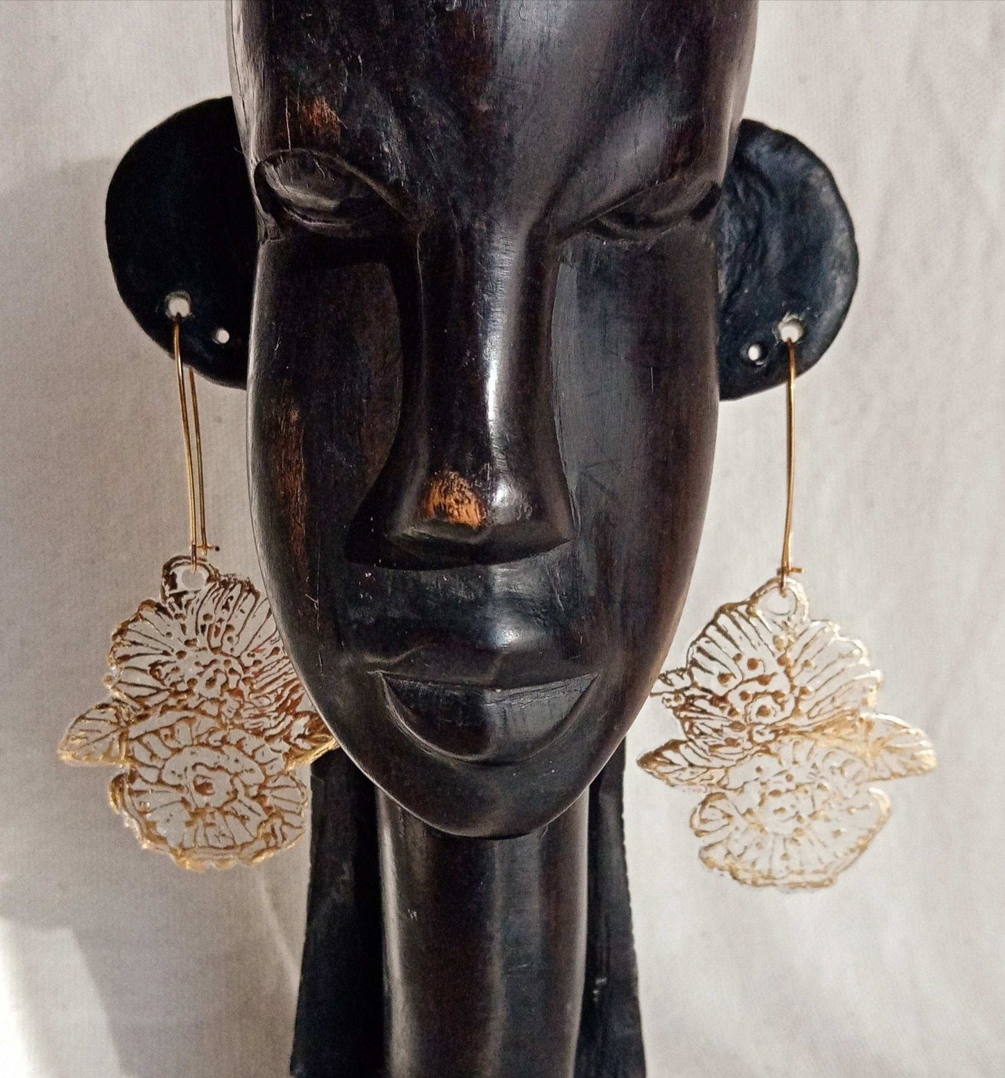 Boucles d'oreilles fleurs dorées pendantes longues bohèmes