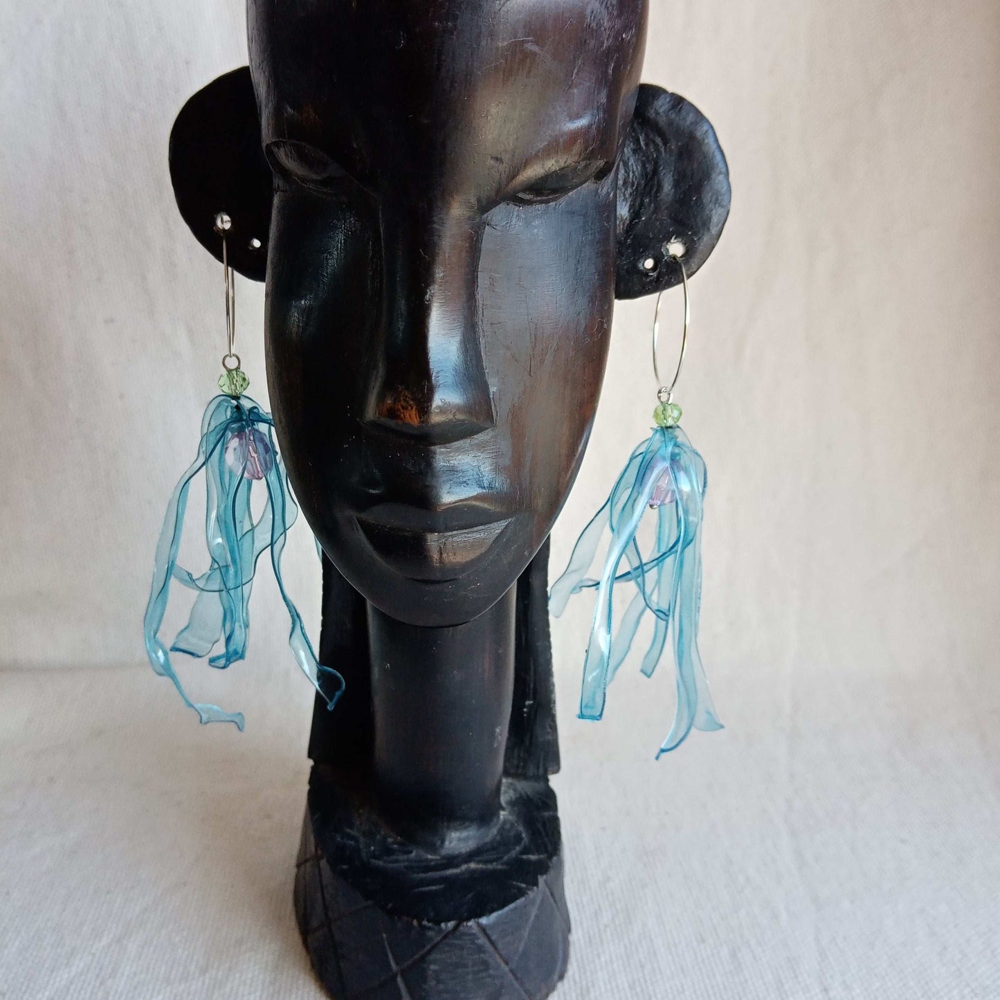 Créoles bleu et vertes, plastique upcycling