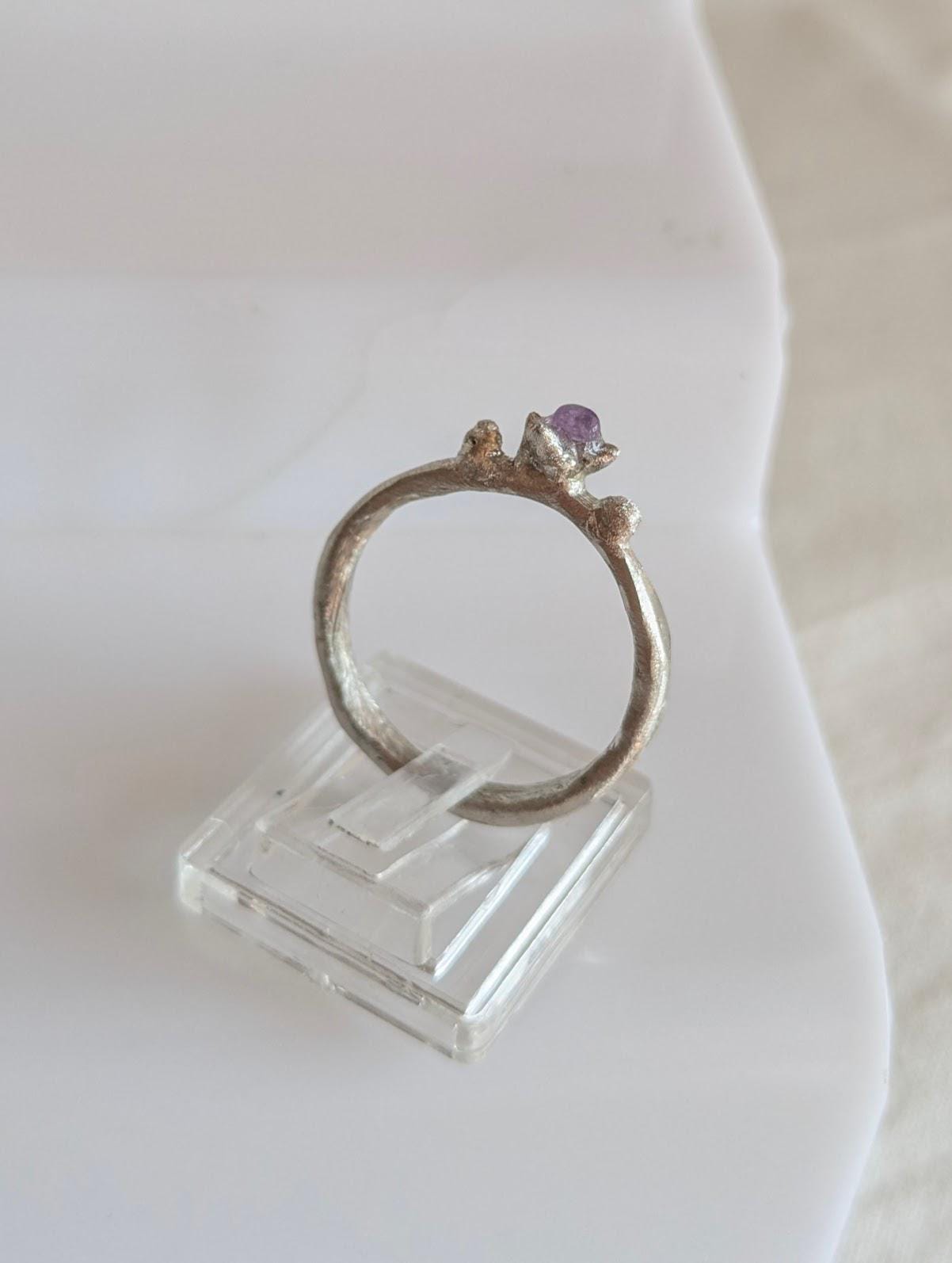 Bague contemporaine amethyste T59 étain massif