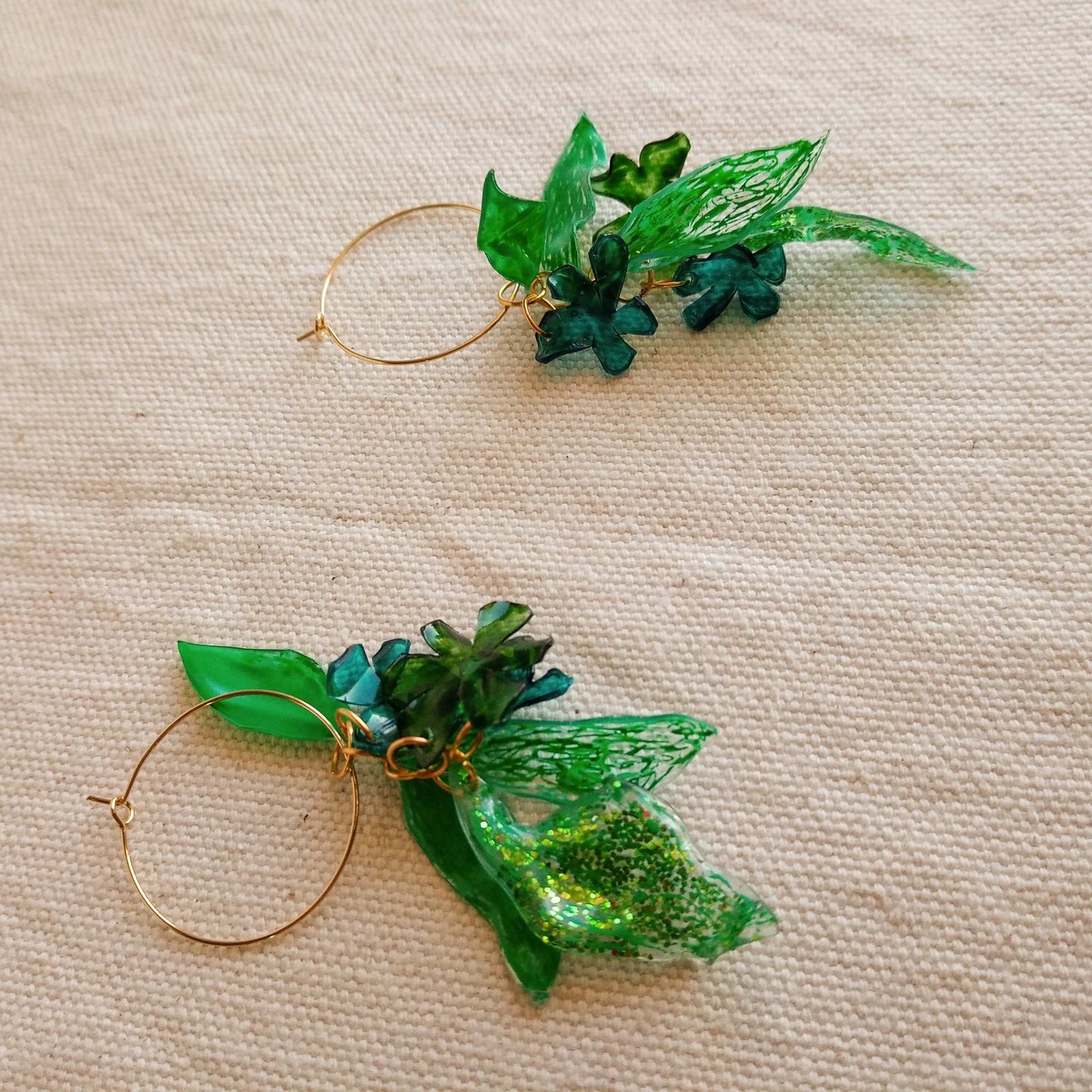 Créoles pendantes vertes et bleu turquoise, upcycling
