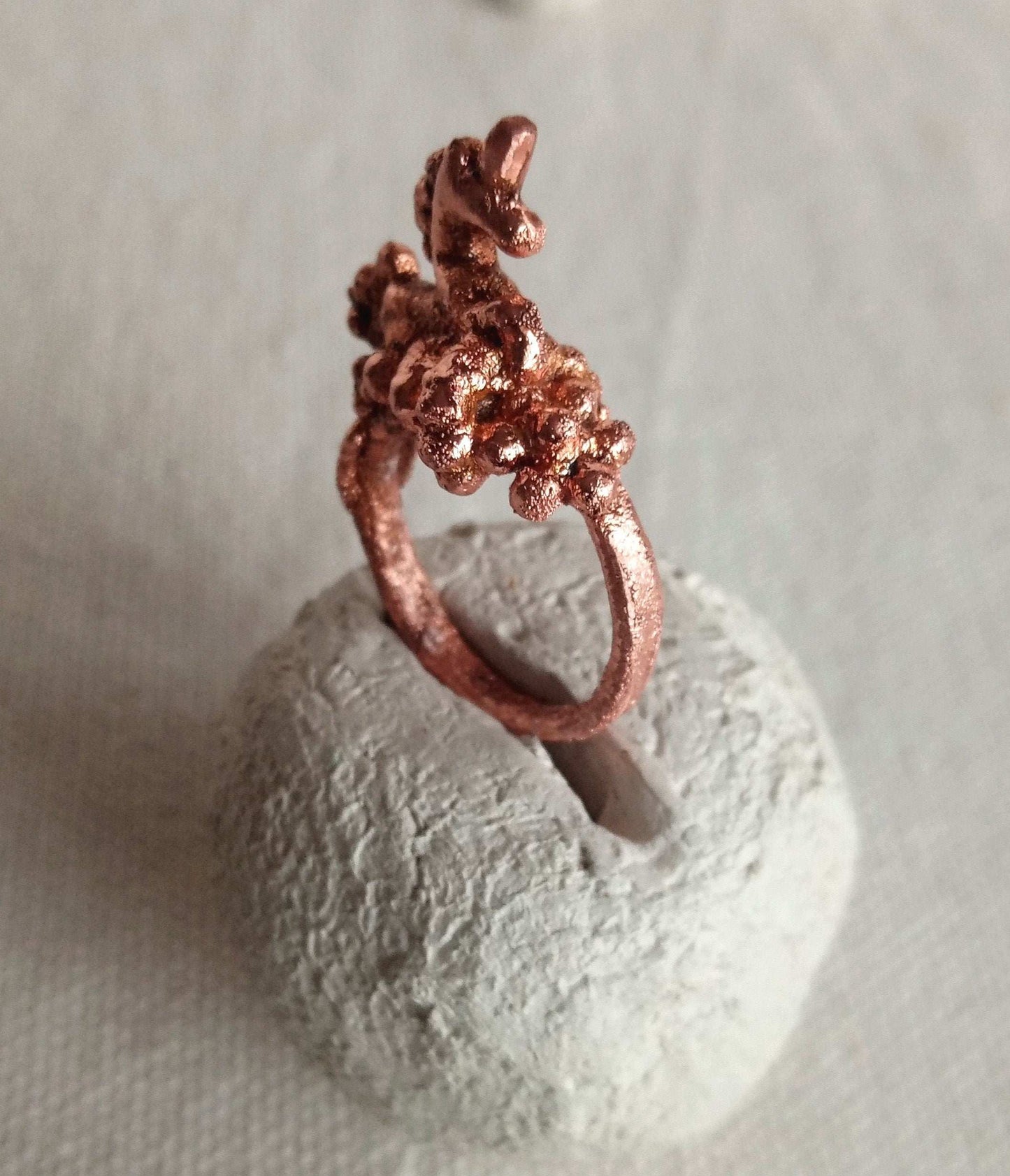 Bague T57 licorne fantastique cuivre électroformé