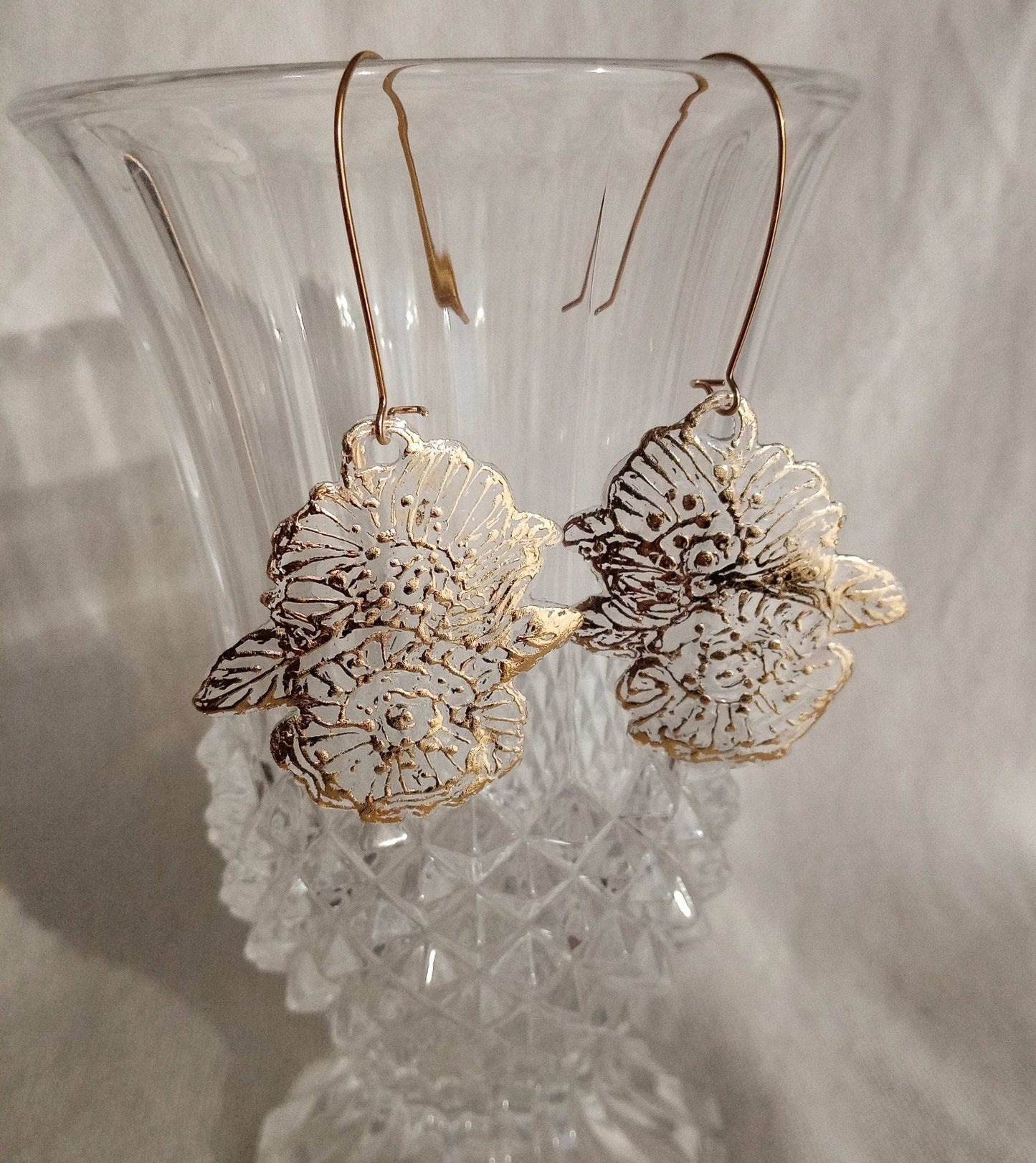Boucles d'oreilles fleurs dorées pendantes longues bohèmes