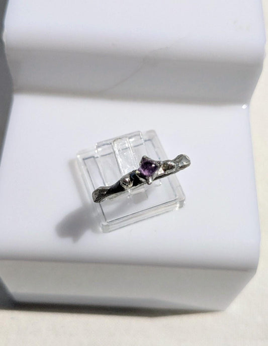 Bague contemporaine amethyste T59 étain massif