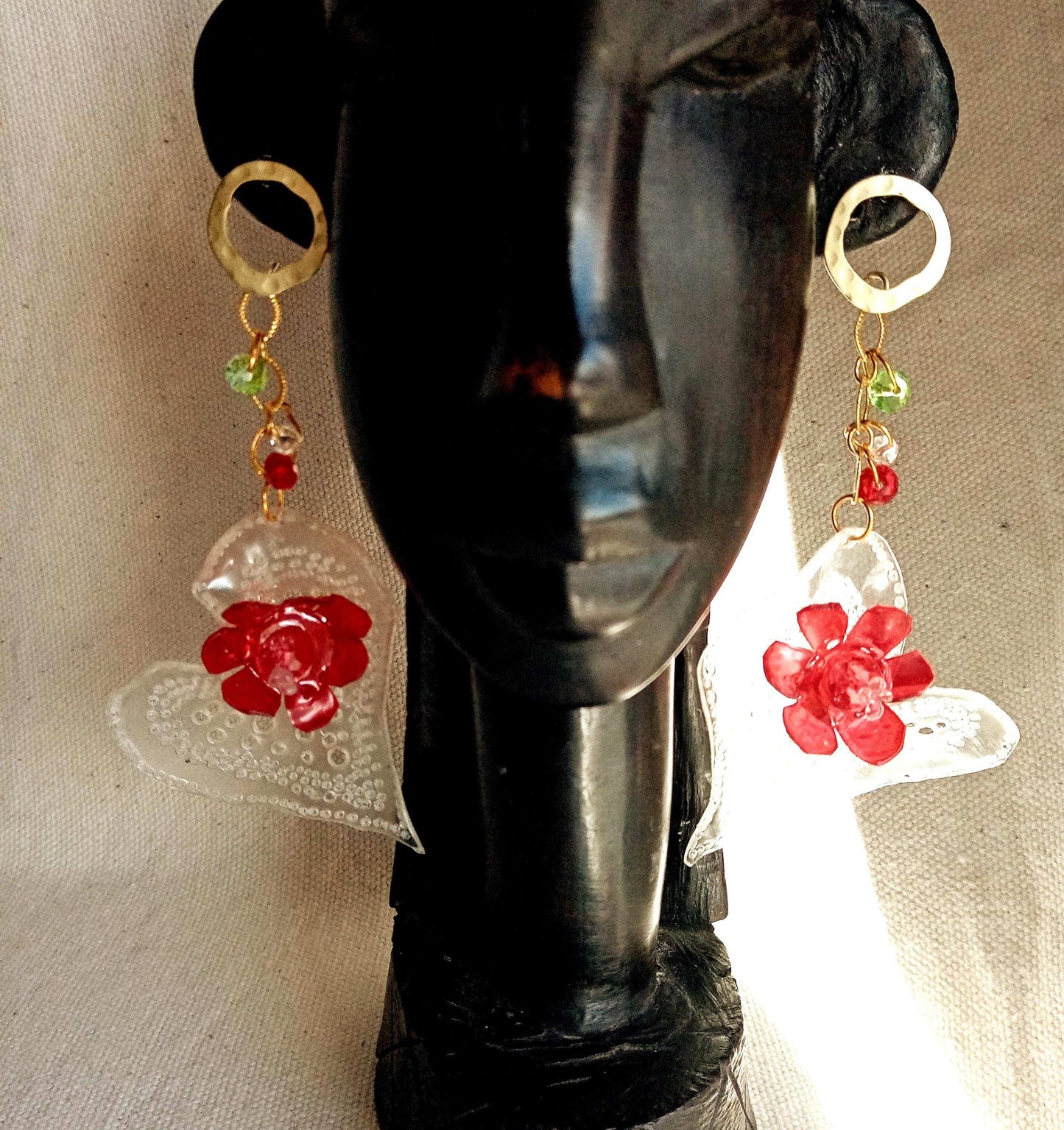 Clous d'oreilles coeur amour Saint Valentin, plastique upcycling