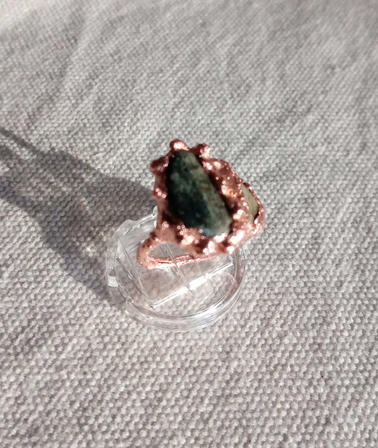 Bague  T54 amazonite et cuivre  brutaliste